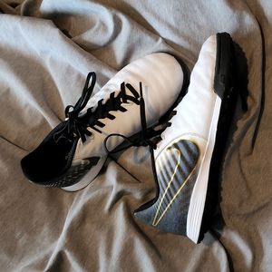NIKE tiempo turf cleats